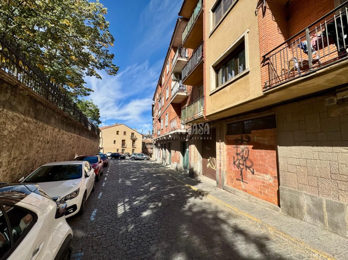 Exterior view of Flat for sale in Segovia Capital  with Heating and Furnished