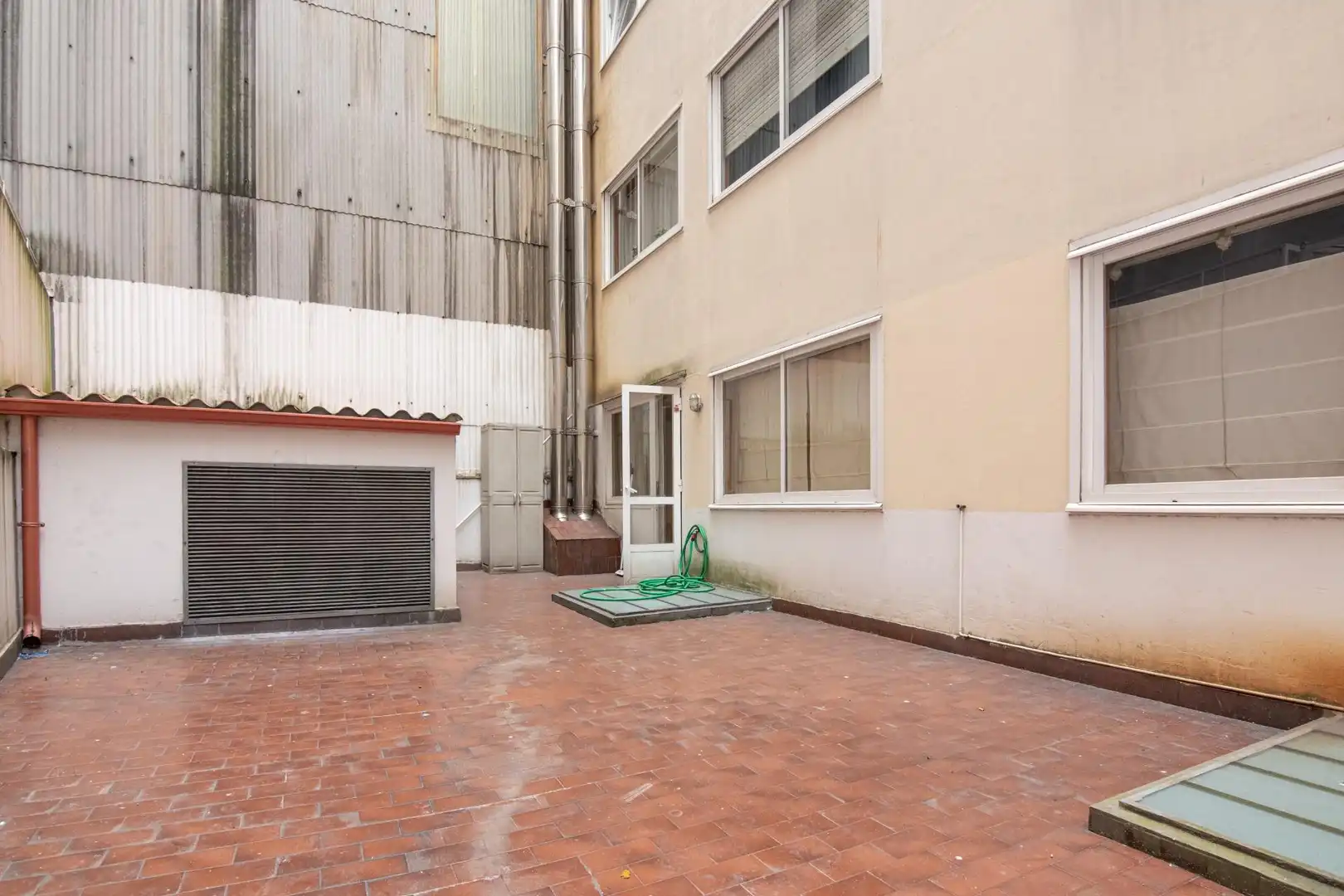 Vista exterior de Pis en venda en A Coruña Capital  amb Aire condicionat, Calefacció i Traster