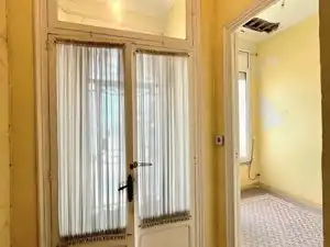 Erdgeschoss zum Verkauf in Badalona mit Privatgarten und Abstellraum