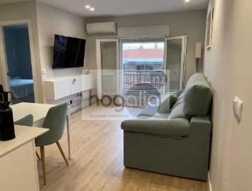 Photo 2 of Flat to rent in Cruz Roja, Sevilla