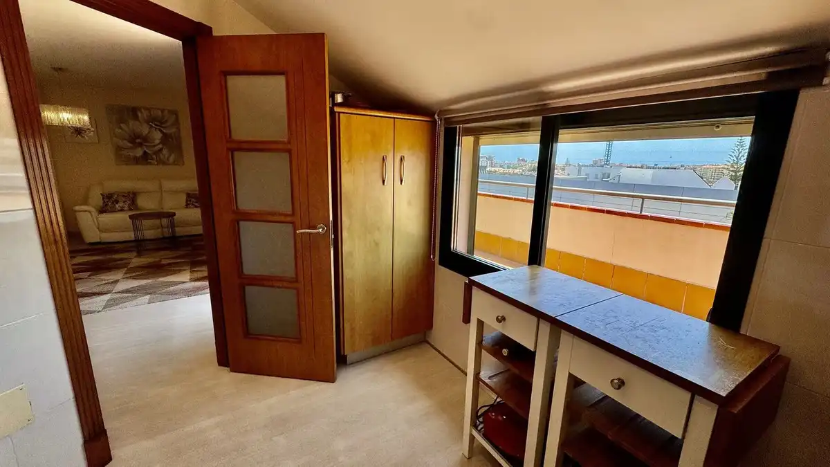 Habitación de Ático en venta en Fuengirola con Aire acondicionado, Amueblado y Piscina comunitaria
