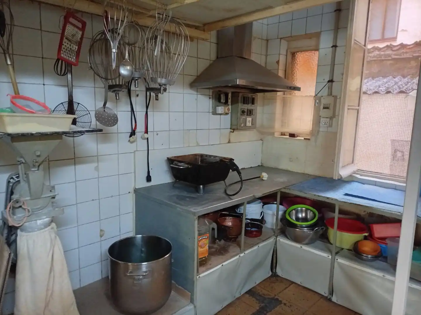 Cocina de Local en venta en León Capital 