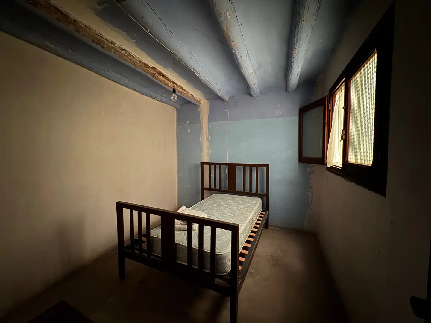 Habitación de Casa adosada en venta en Ráfales con Amueblado, Horno y Microondas