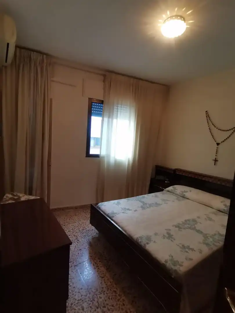 Bedroom of Flat for sale in Córdoba  with Air Conditioner, Terrace and Storage room