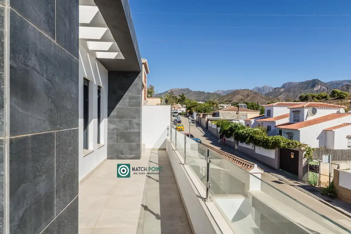 Terrassa de Casa adosada en venda en Avda Pescia - Ctra de Frigiliana