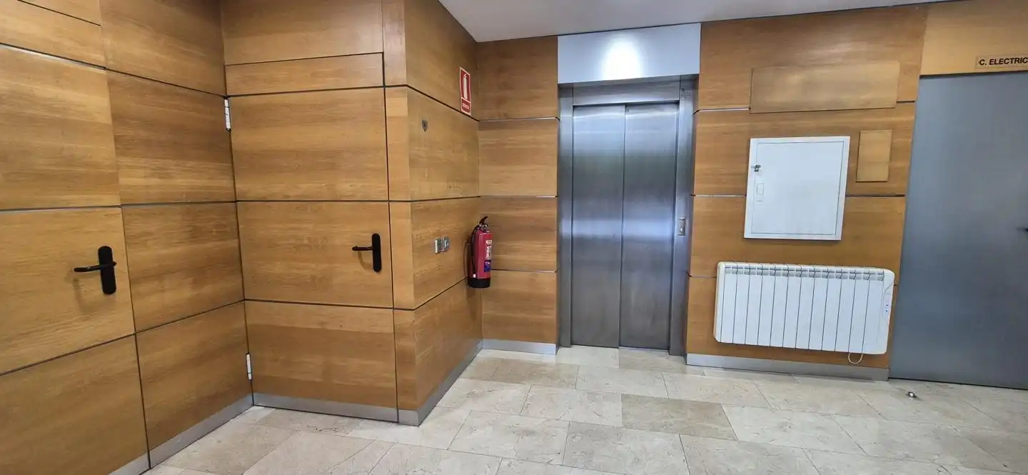 Estudio en venta en Madrid con Aire acondicionado, Trastero y Piscina comunitaria