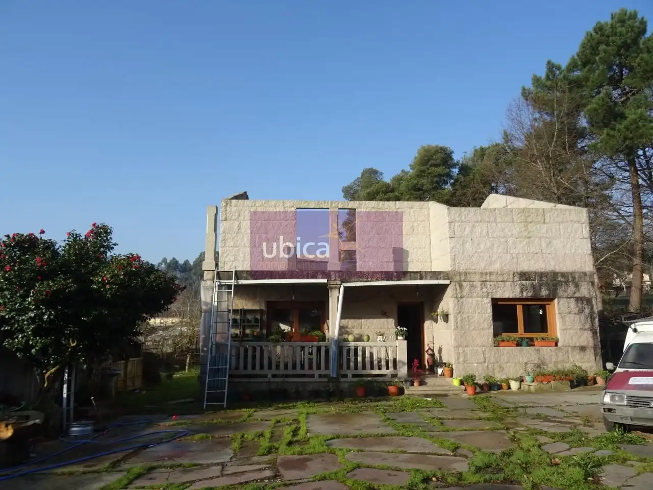 House with garden for sale in O Porriño