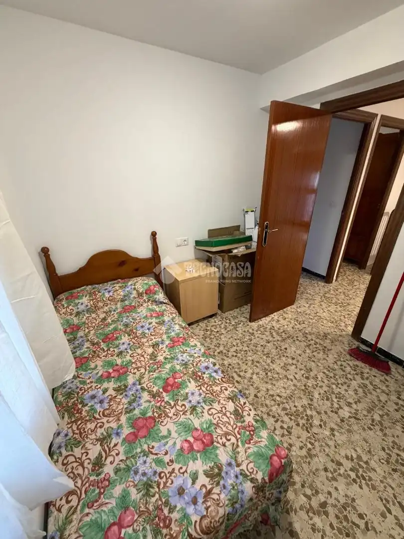 Bedroom of Flat for rent in Sevilla  with Terrace