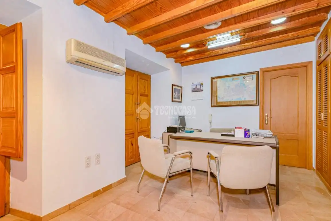 Habitatge en venda a Loja, imagen 2