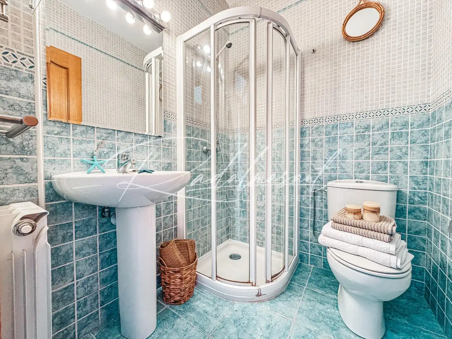 Bathroom of Detached homes for sale in Mont-roig del Camp  with Air Conditioner, Heating and Private garden