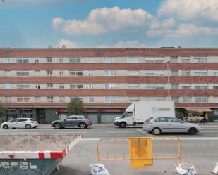 Vista exterior de Local de lloguer en Sabadell