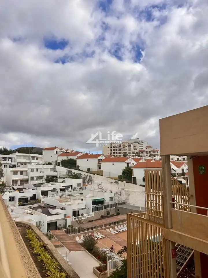 Flat with pool for sale in Arquitecto Gómez Cuesta