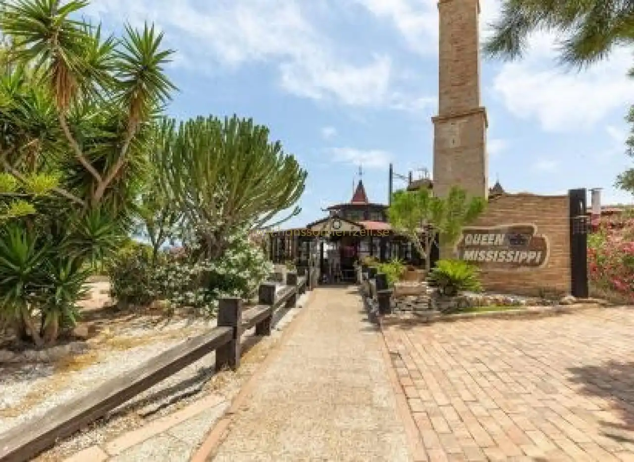 Casa adosada en venta en Murcia
