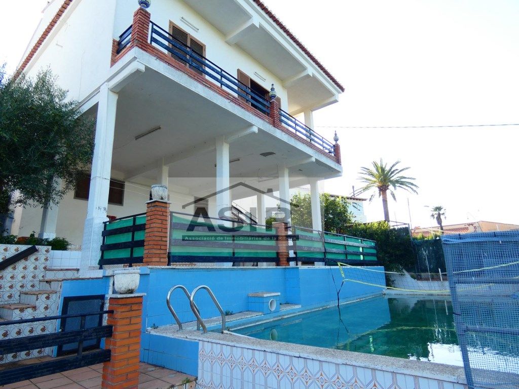 Swimming pool of House or chalet for sale in Alzira  with Private garden, Terrace and Swimming Pool