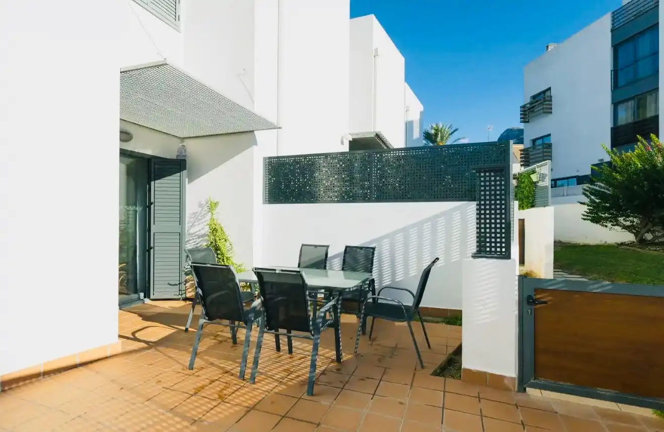 Terrasse von Einfamilien-Reihenhaus zum Verkauf in Dénia mit Klimaanlage, Heizung und Terrasse