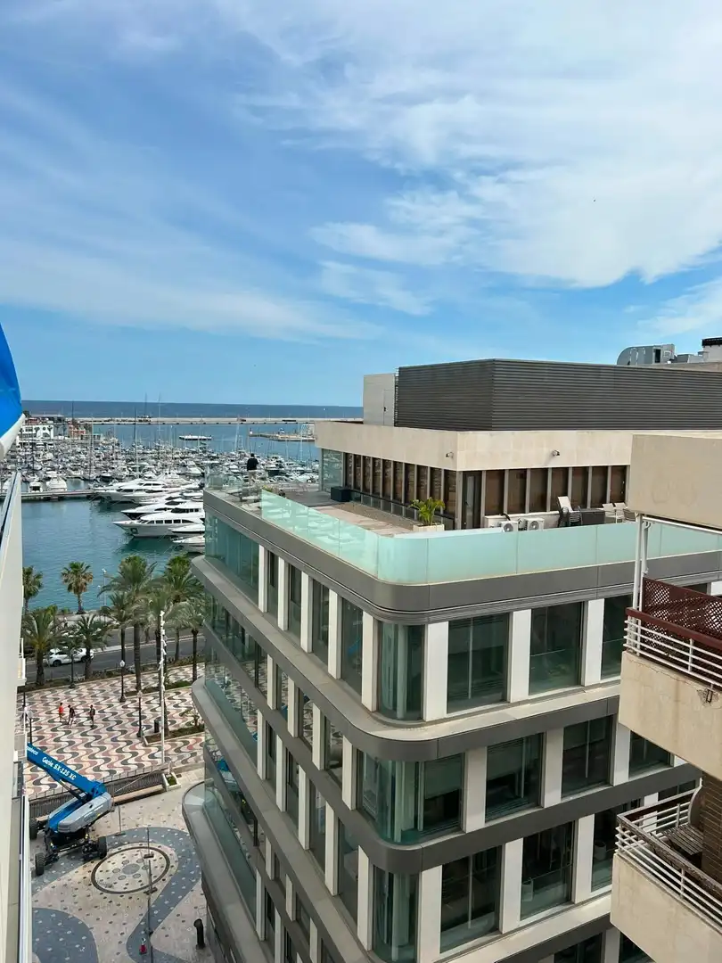 Terrassa de Àtic de lloguer en Alicante / Alacant amb Aire condicionat, Calefacció i Terrassa