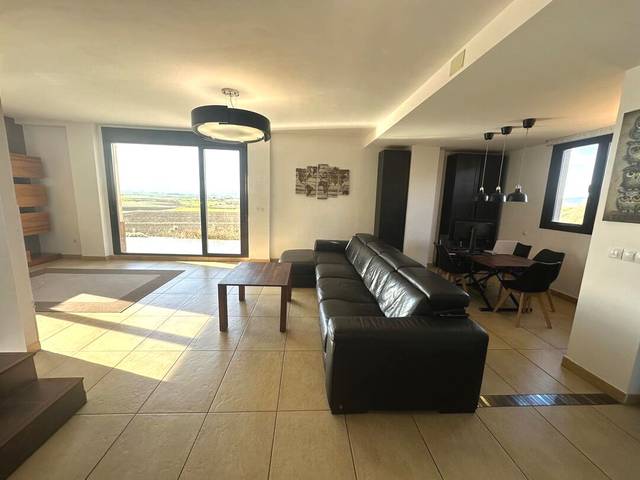 Casa-chalet en Venta en Elburgo / Burgelu