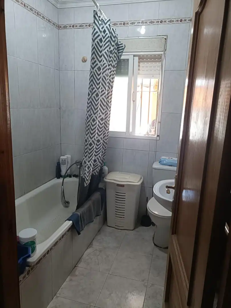 Baño de Casa o chalet en venta en Chiclana de la Frontera con Jardín privado, Terraza y Trastero