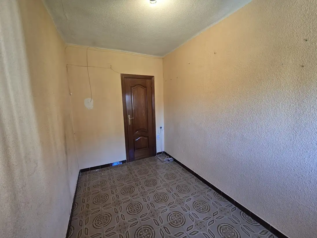 Piso en venta en Madrid con Aire acondicionado, Calefacción y Alarma