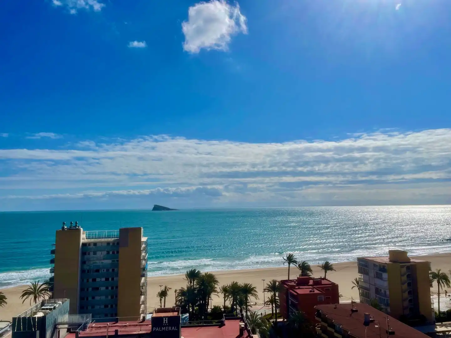 Außenansicht von Wohnungen zur Miete in Benidorm mit Klimaanlage, Möbliert und Gemeinschaftspool