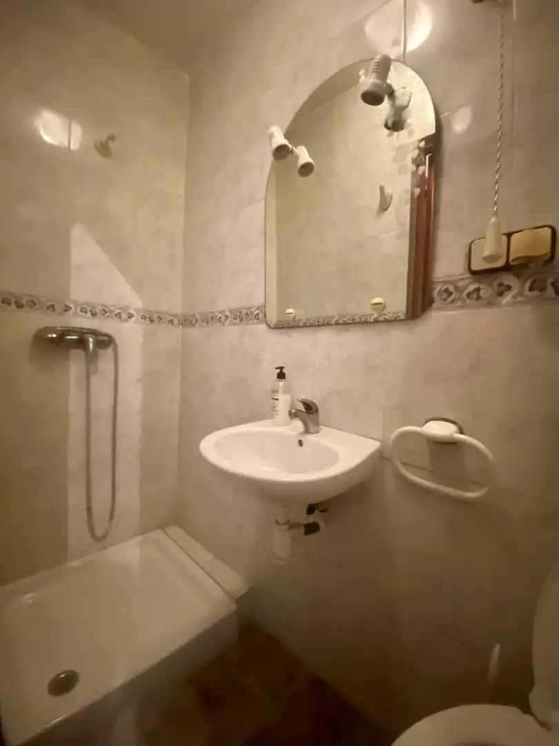 Badezimmer von Erdgeschoss zum Verkauf in Valencia mit Terrasse