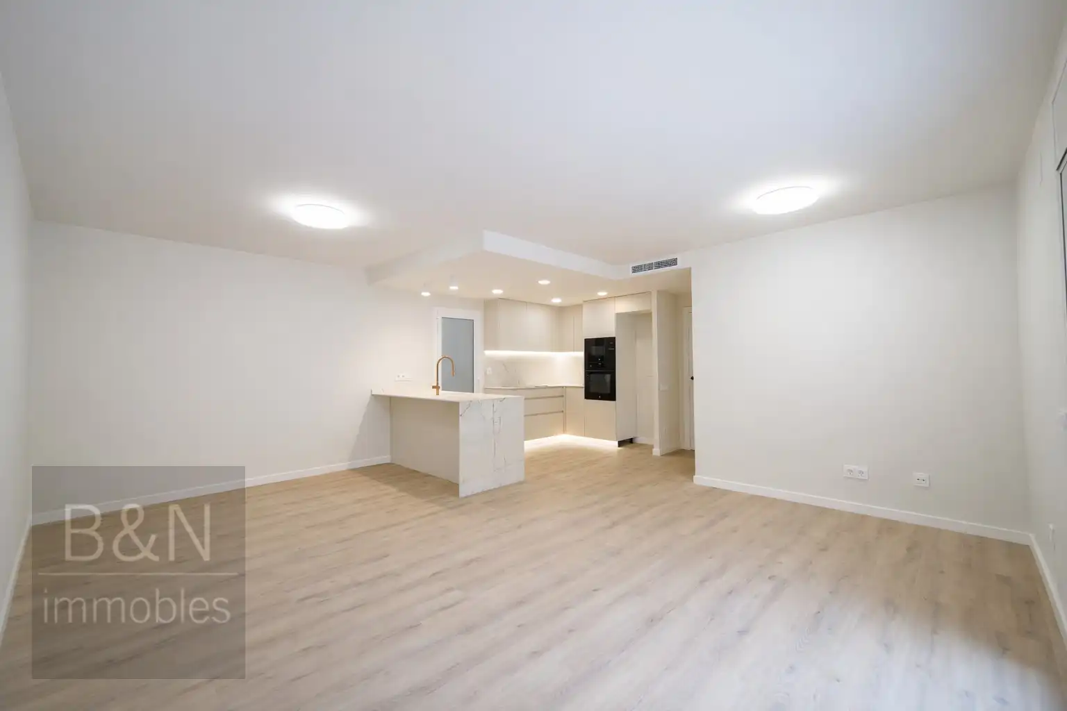 Cocina de Piso en venta en Terrassa con Aire acondicionado, Calefacción y Terraza