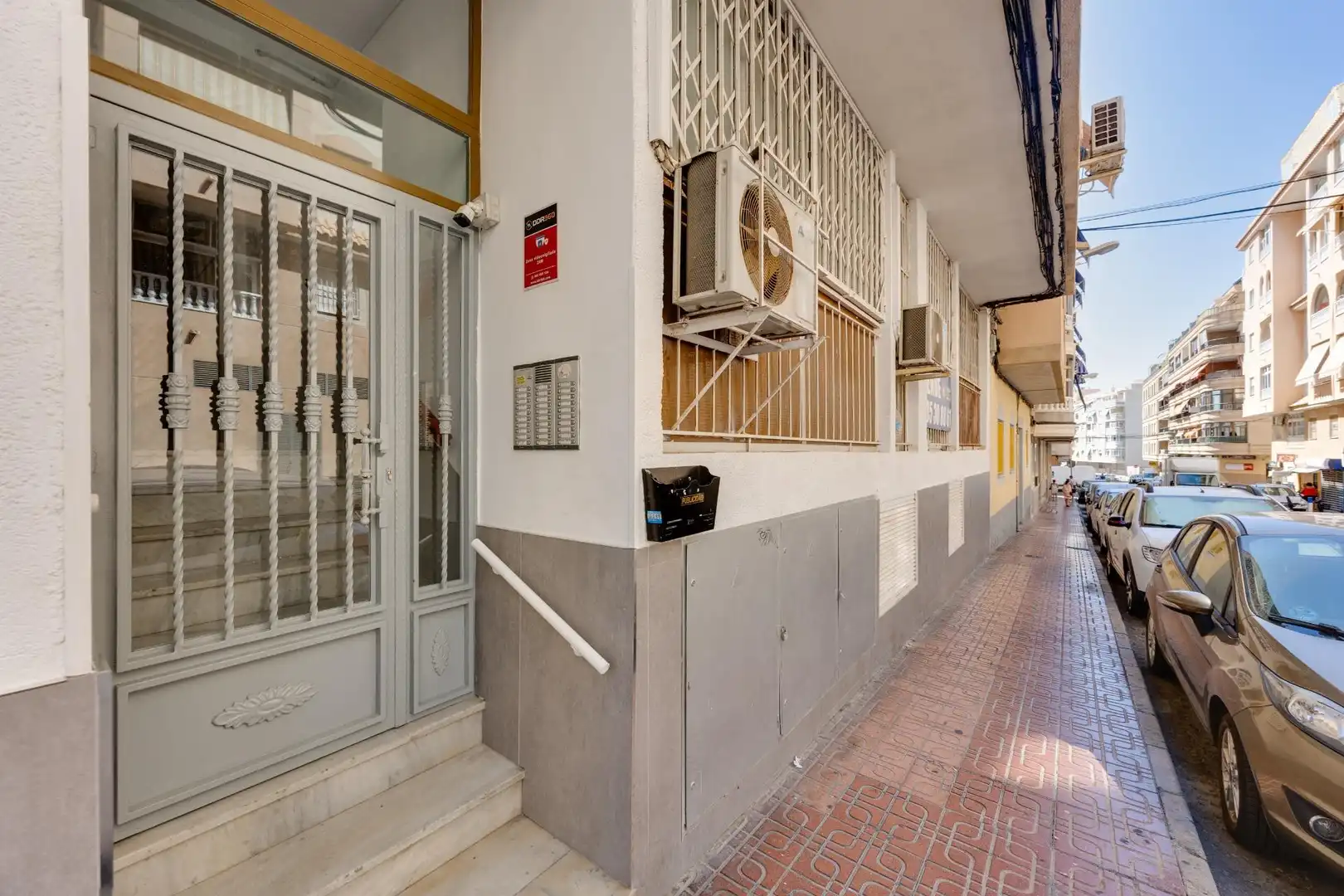 Exterior view of Study for sale in Torrevieja  with Air Conditioner, Terrace and Balcony