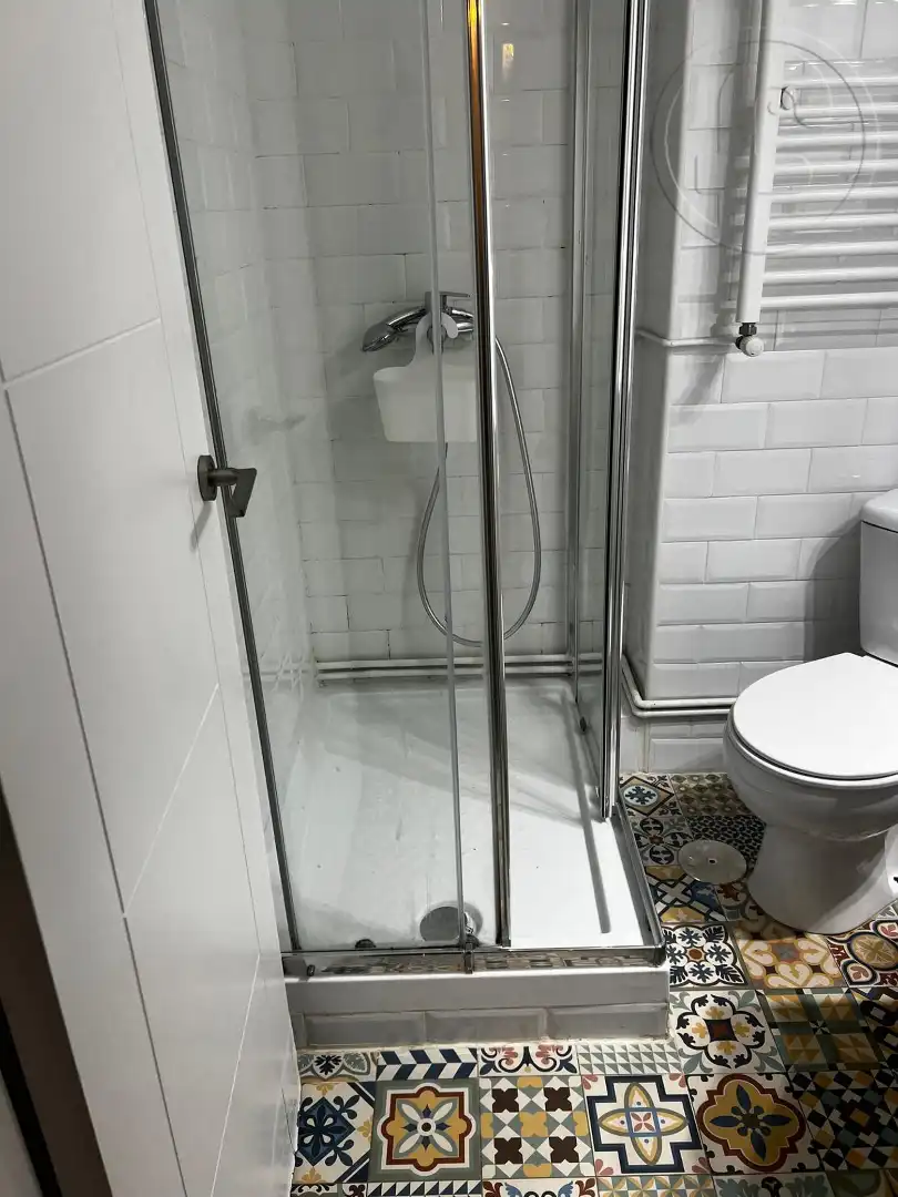 Bathroom of Flat for rent in Santander  with Heating, Furnished and Washing machine