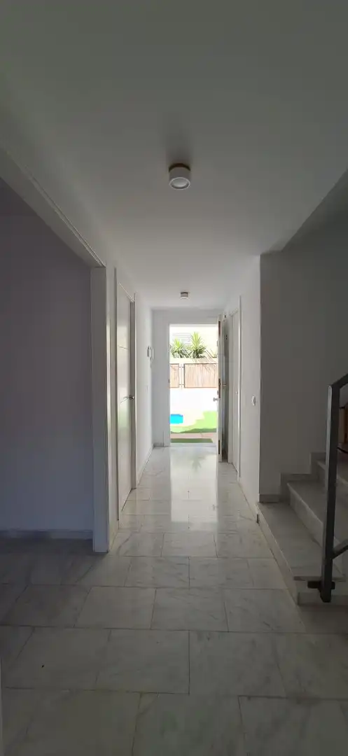 Casa adosada en venda en Benalmádena amb Aire condicionat, Jardí privat i Terrassa