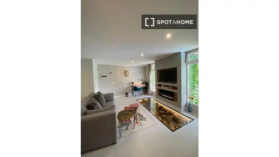 Living room of Flat for rent in Las Rozas de Madrid  with Air Conditioner, Heating and Furnished