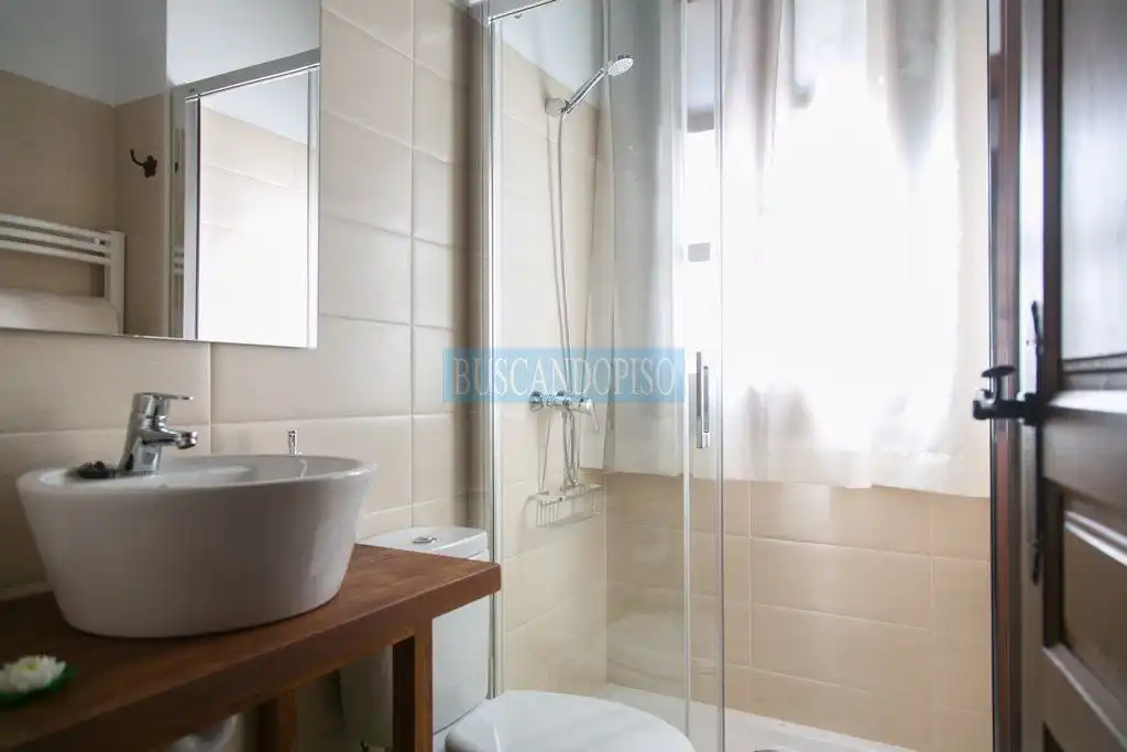 Baño de Apartamento en venta en Ajamil de Cameros con Calefacción, Amueblado y Balcón