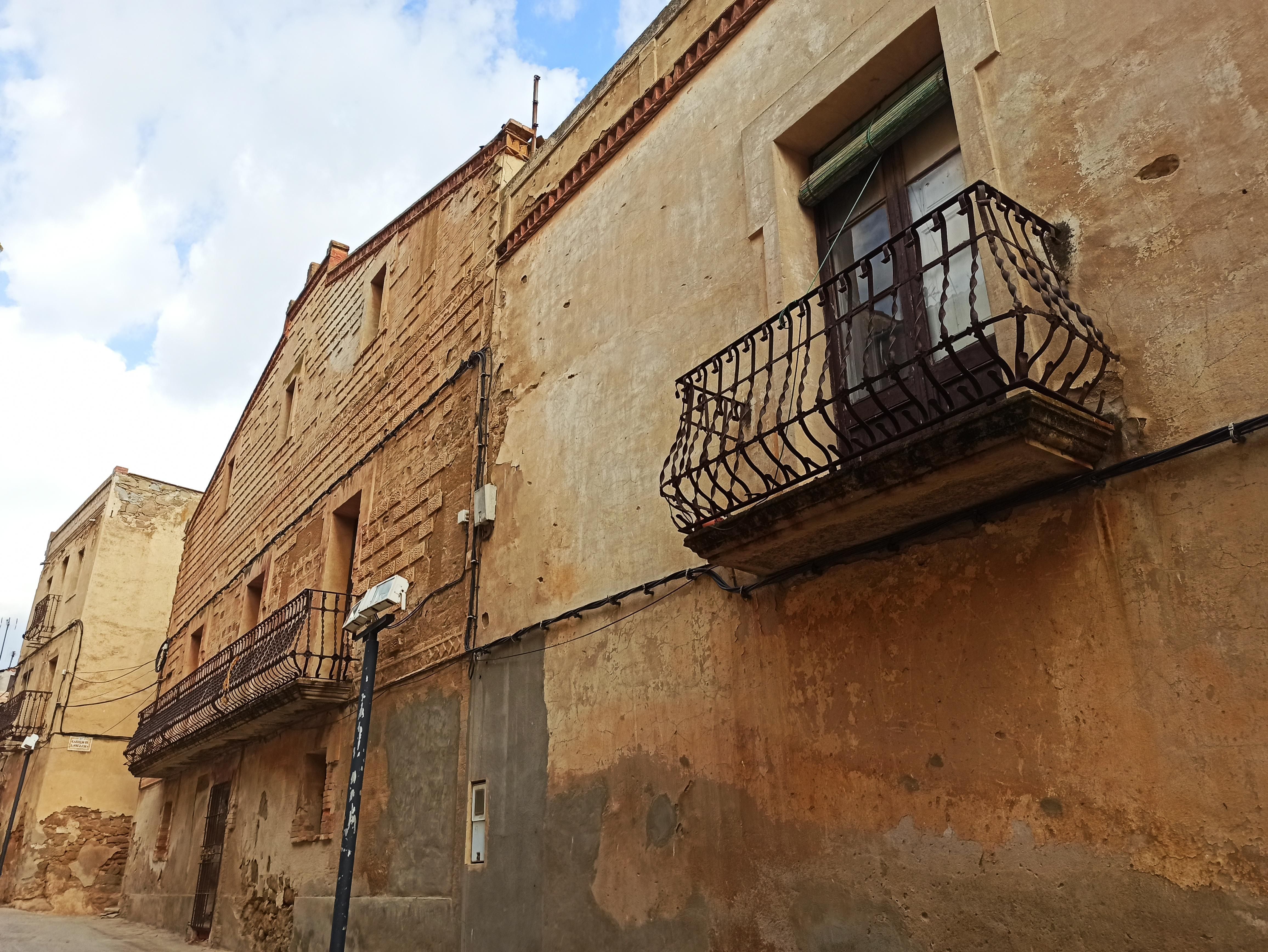 Exterior view of House or chalet for sale in Els Plans de Sió  with Terrace and Balcony