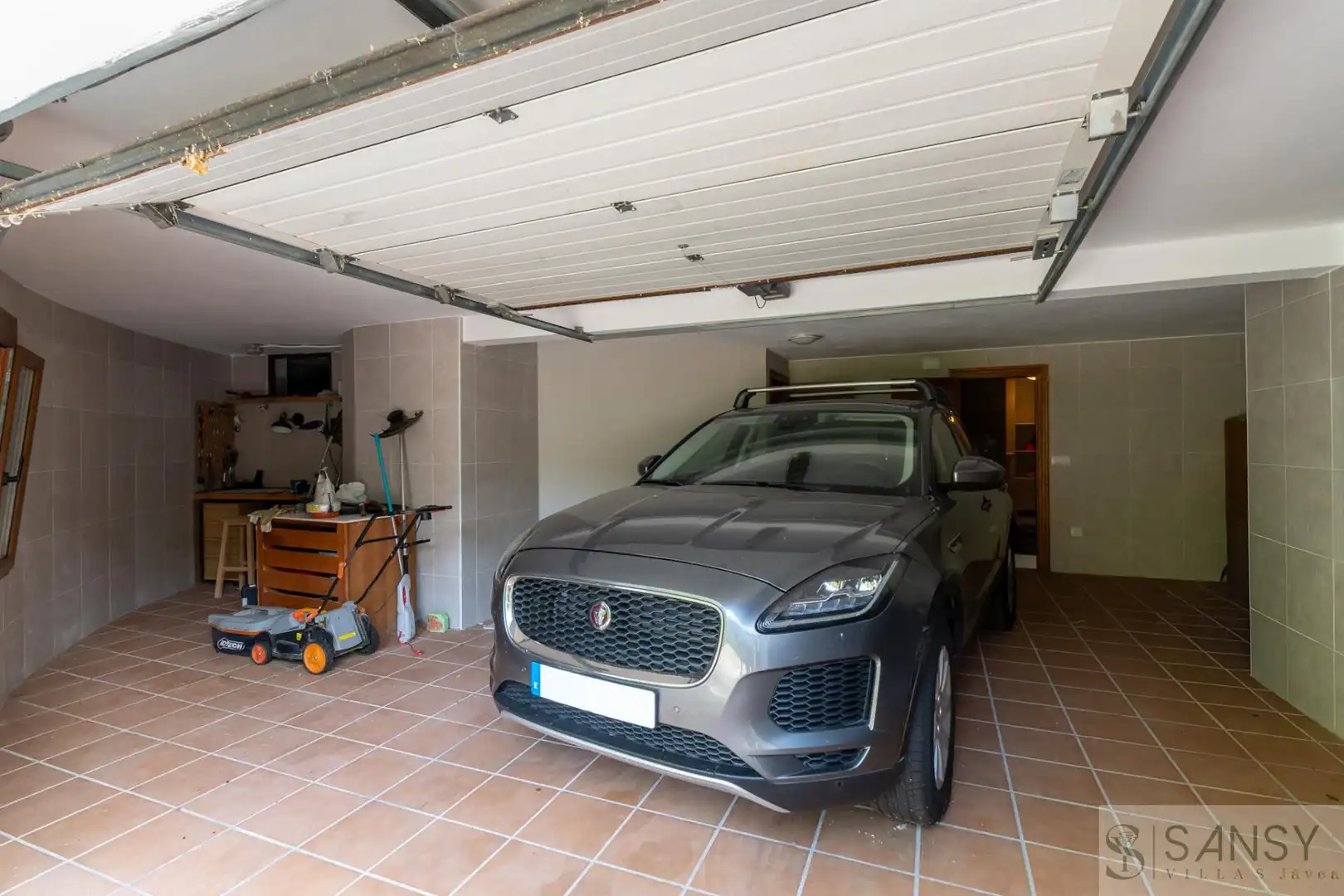 Parking de Casa o chalet en venta en Dénia con Aire acondicionado y Piscina