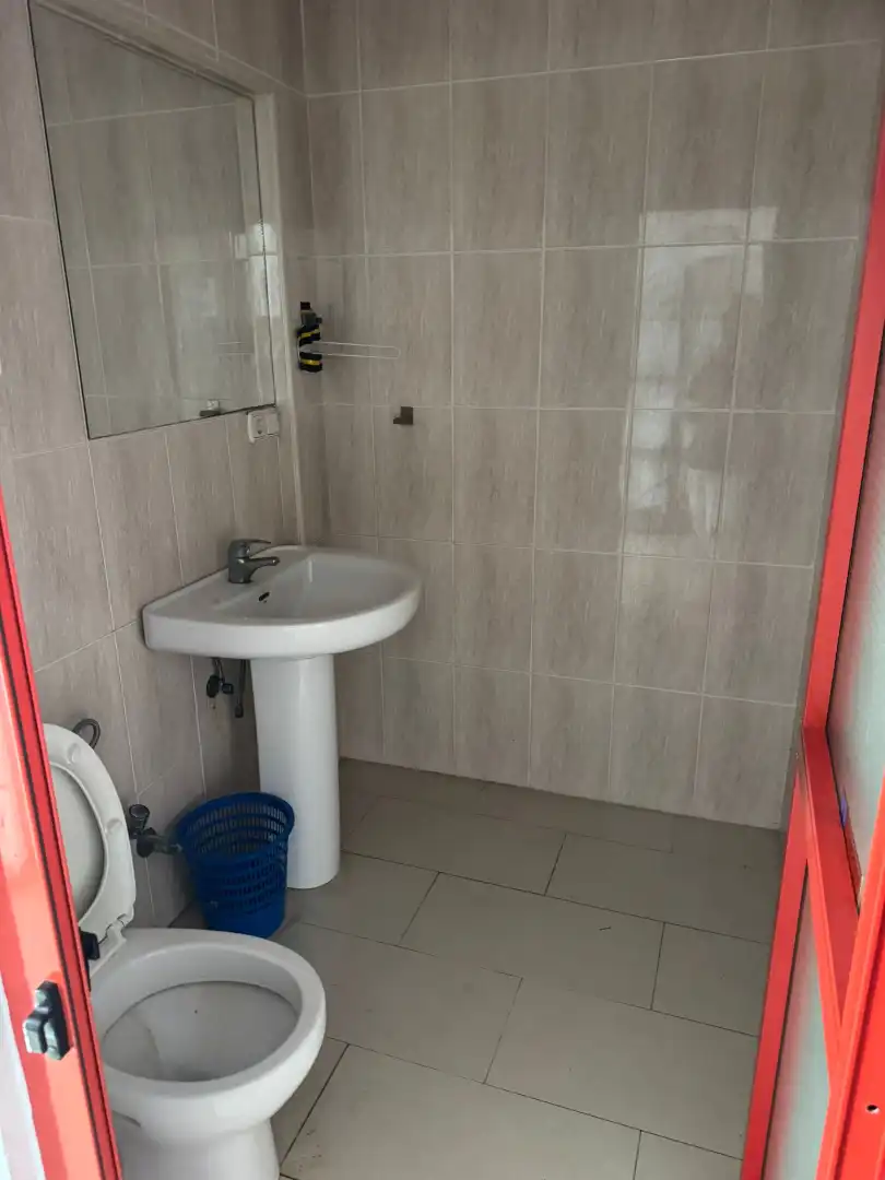 Bathroom of Commercial properties for rent in Melilla