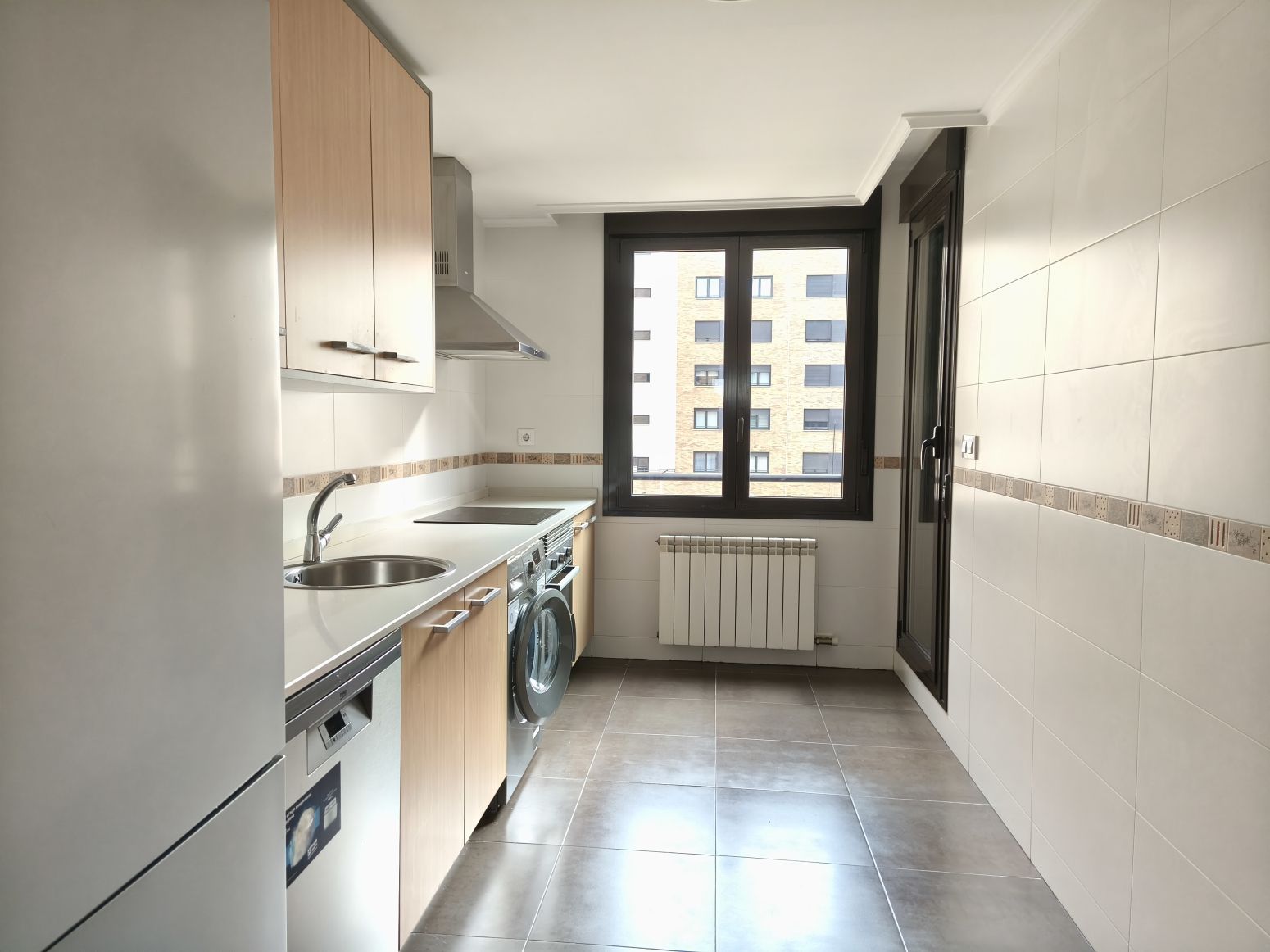 Cuina de Pis en venda en  Logroño amb Calefacció, Traster i Piscina