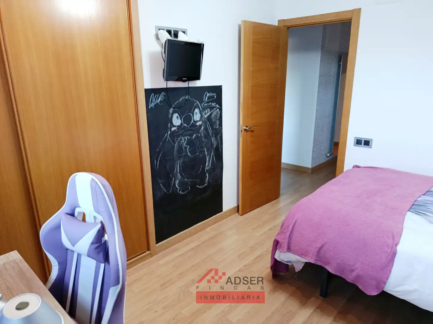Bedroom of Detached homes for sale in Entrena  with Heating, Parquet flooring and Terrace
