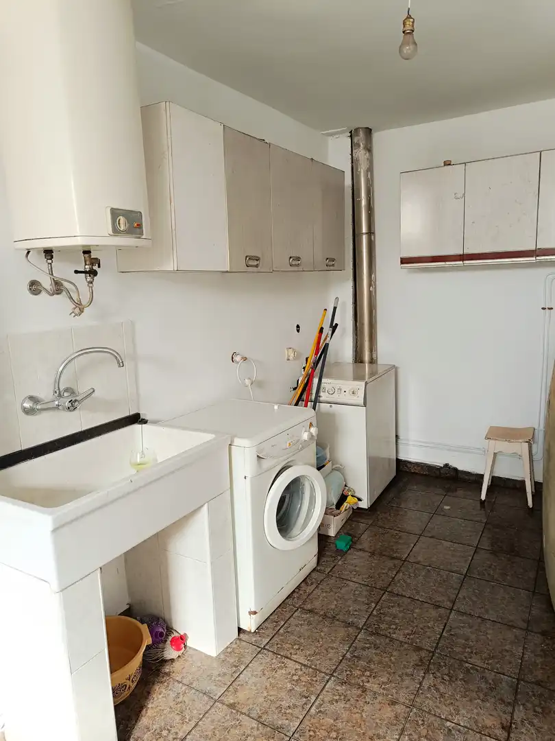 Cuina de Casa o xalet en venda en Barruelo de Santullán amb Calefacció, Parquet i Terrassa