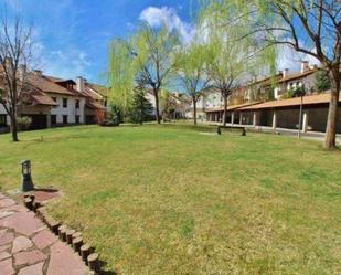 Garden of Planta baja for sale in Jaca  with Heating, Private garden and Parquet flooring