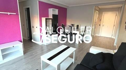 Photo 3 of Flat to rent in Jaime I el Conquistador , Reyes, Madrid