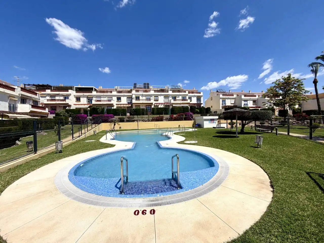 Swimming pool of Detached homes for sale in Rincón de la Victoria  with Air Conditioner, Heating and Terrace