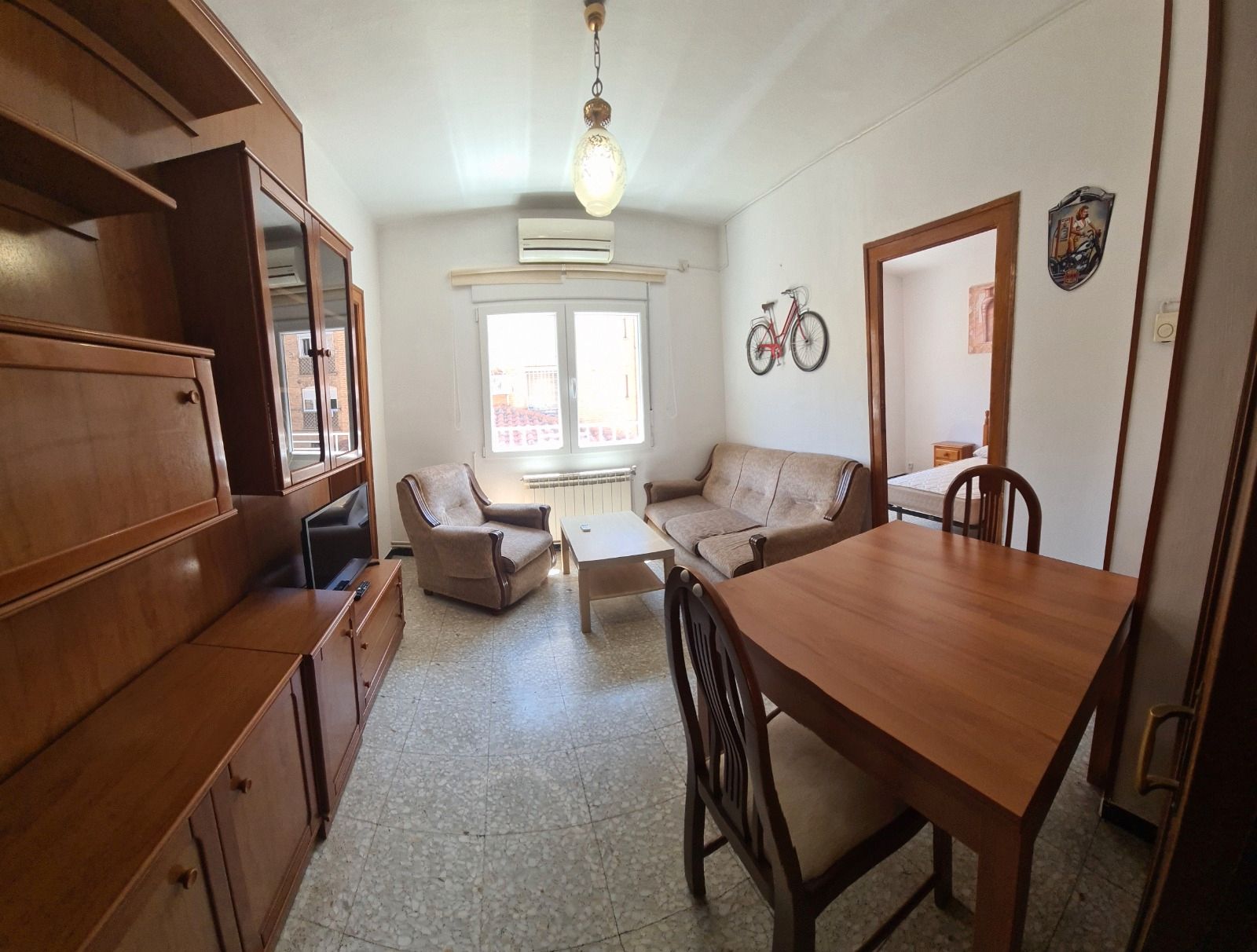 Living room of Flat to rent in  Zaragoza Capital  with Heating, Furnished and Oven