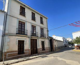 Vista exterior de Casa o xalet en venda en Badolatosa amb Terrassa