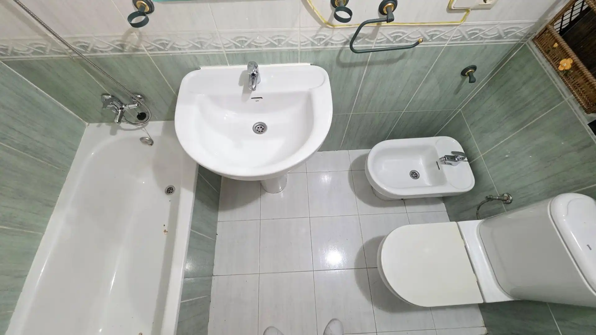 Baño de Piso en venta en Gandia con Terraza, Trastero y Piscina comunitaria