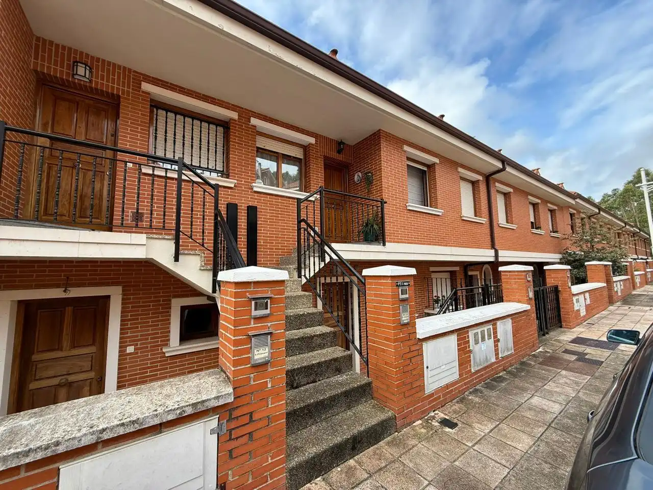 Exterior view of Duplexes for sale in Castro-Urdiales  with Heating, Parquet flooring and Terrace