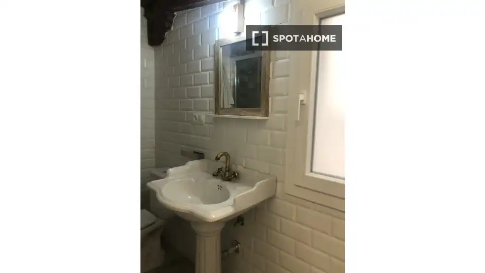 Room in San Matías - Realejo