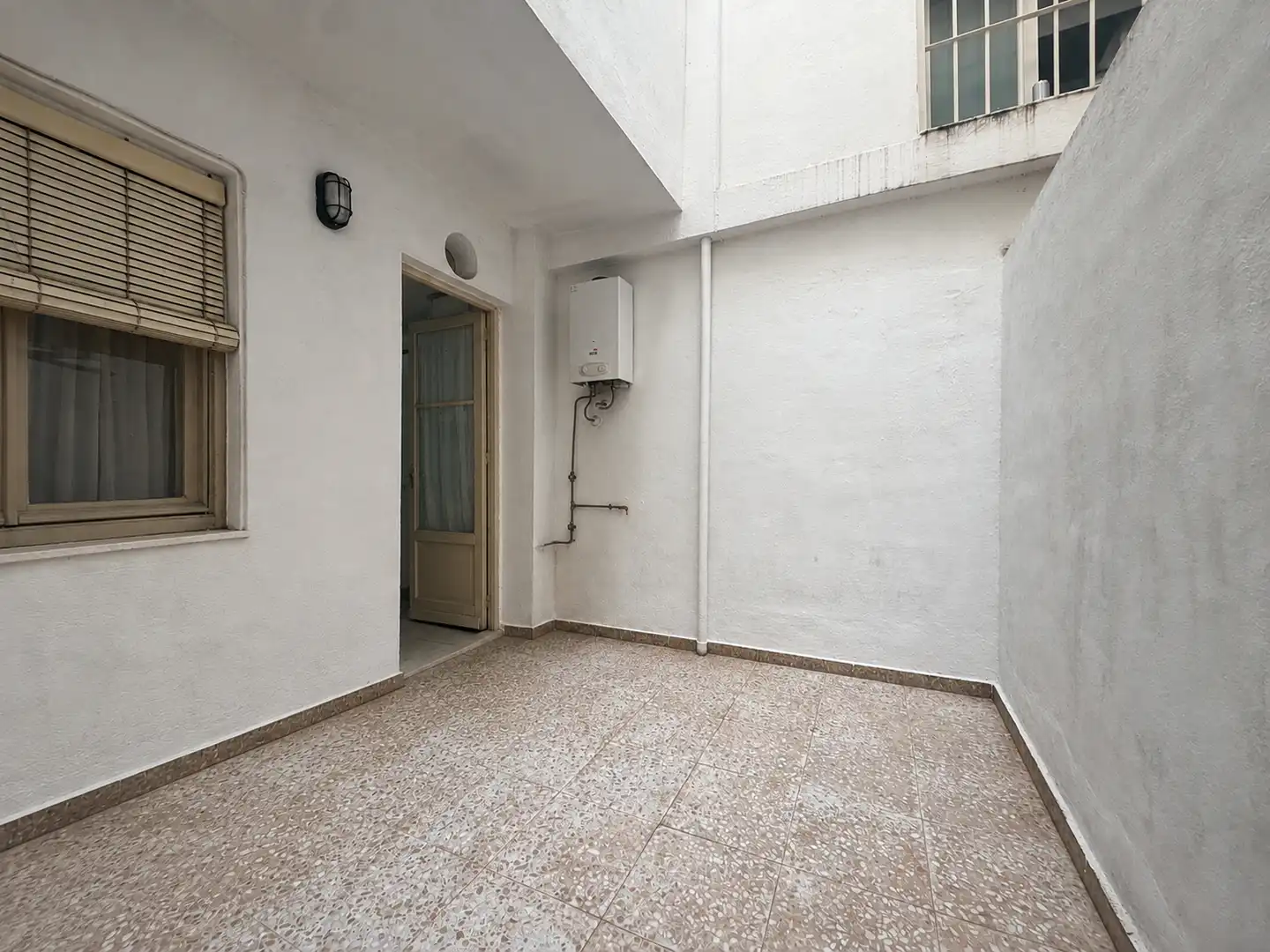 Balcony of Flat for sale in Alicante / Alacant  with Air Conditioner and Furnished