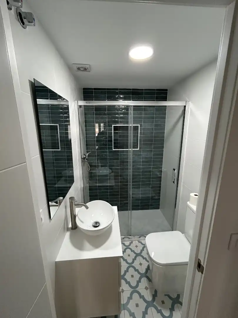Badezimmer von Wohnung zur Miete in Bodonal de la Sierra mit Klimaanlage, Heizung und Parkett