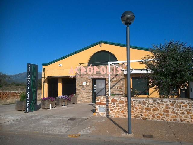 Local comercial en Venta en Luyego