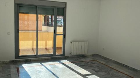 Foto 3 de Pis en venda a Calle Oporto, Ruta de la Plata, Cáceres