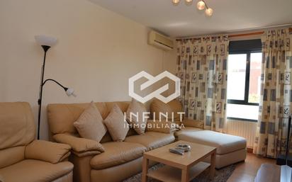 Living room of Flat for sale in Alcalá de Henares  with Air Conditioner